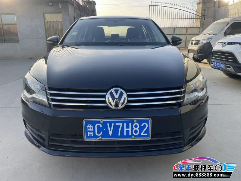 13年大众宝来轿车抵押车出售
