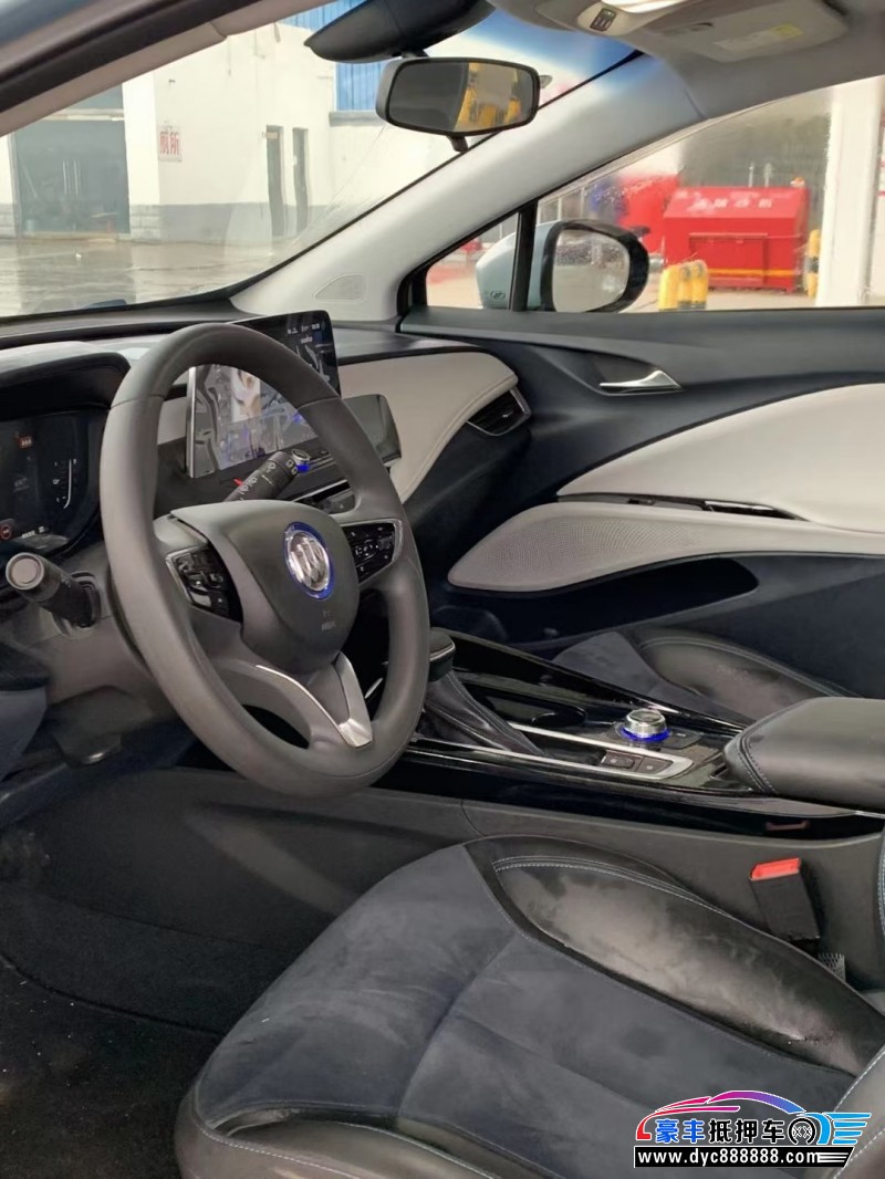 21年别克微蓝轿车抵押车出售