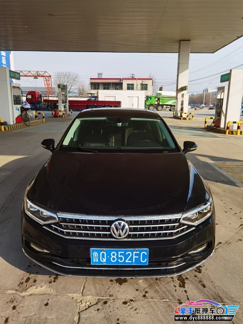 21年大众迈腾轿车抵押车出售