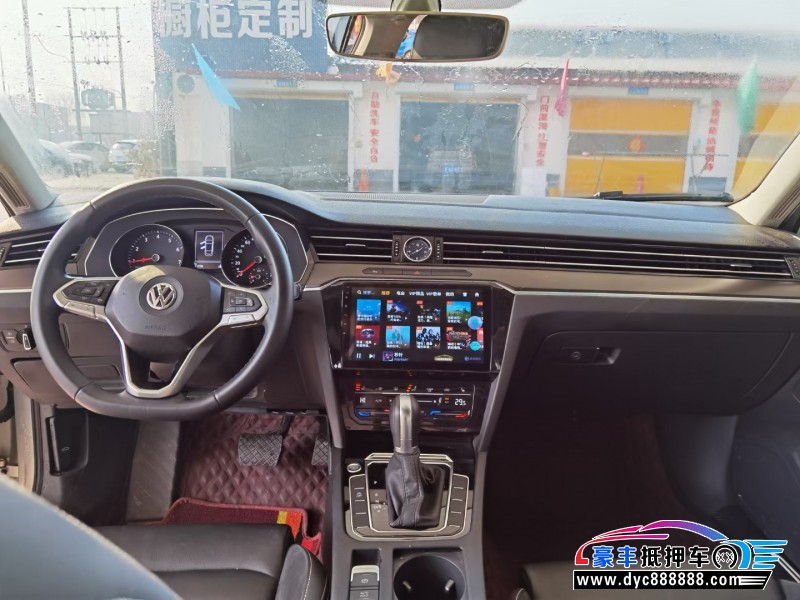 21年大众迈腾轿车抵押车出售