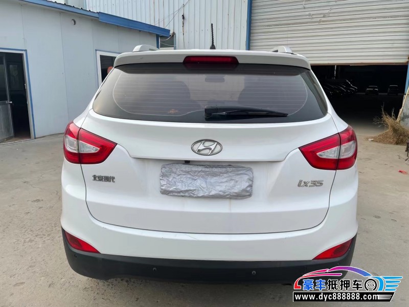 18年现代ix35轿车抵押车出售