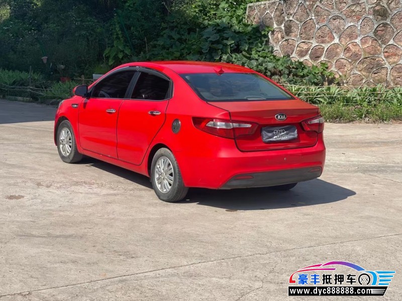 13年起亚K2轿车抵押车出售