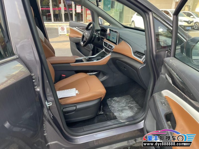 22年上汽大通G50SUV抵押车出售