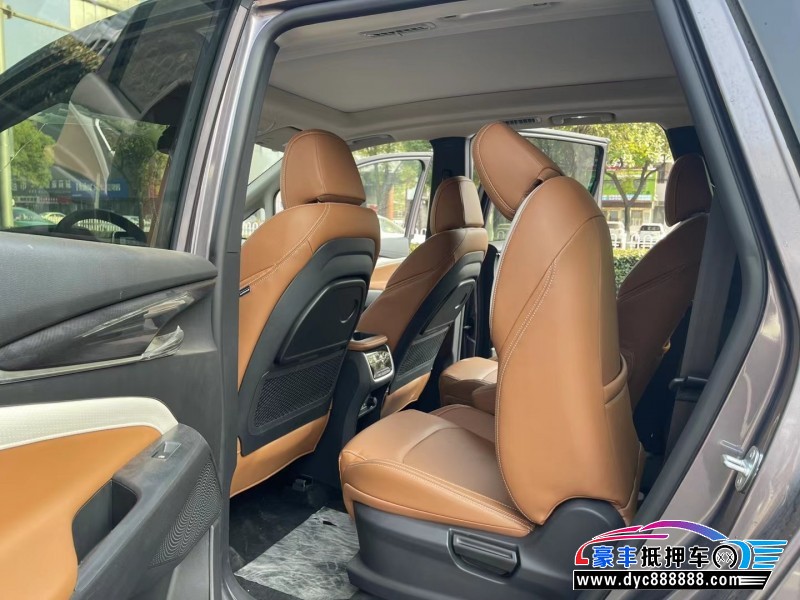 22年上汽大通G50SUV抵押车出售