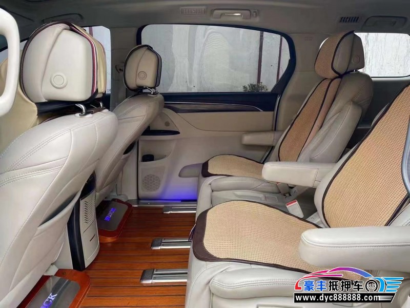 21年别克GL8SUV抵押车出售