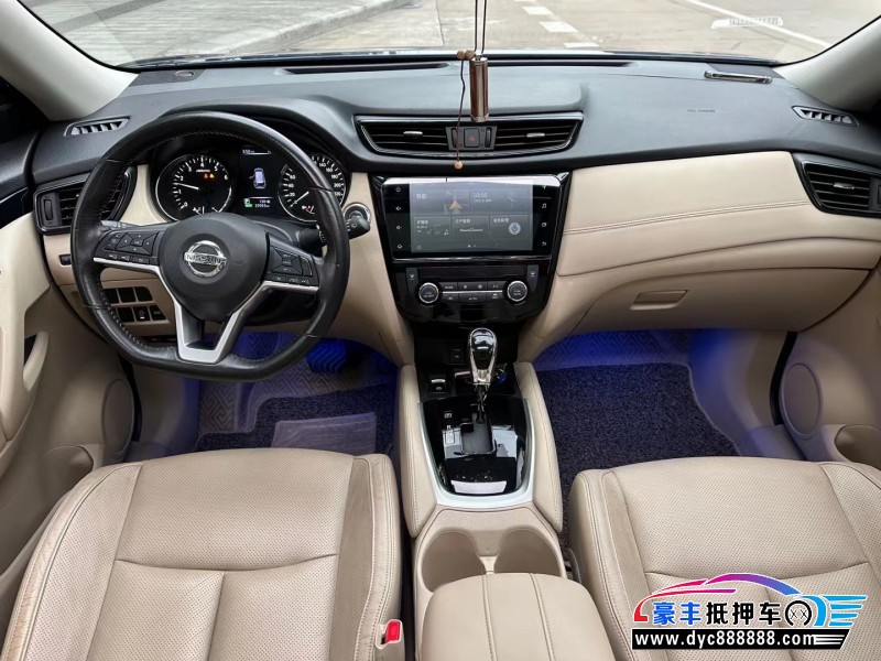 19年日产奇骏轿车抵押车出售