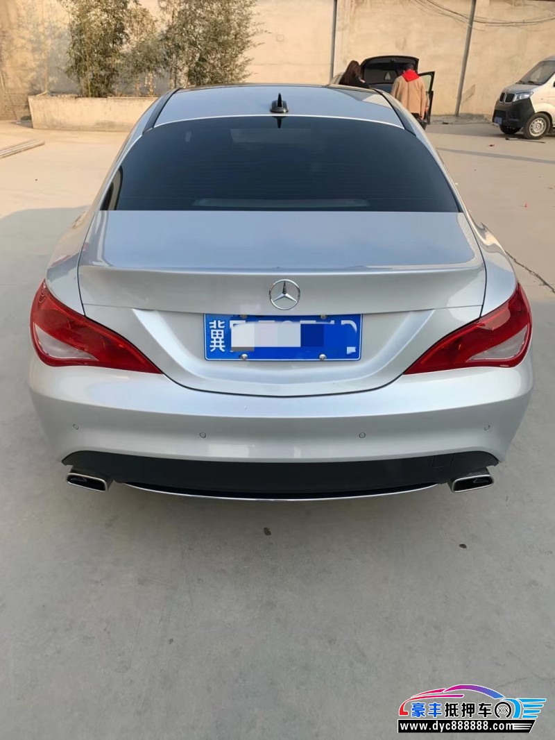 19年奔驰CLA轿车抵押车出售