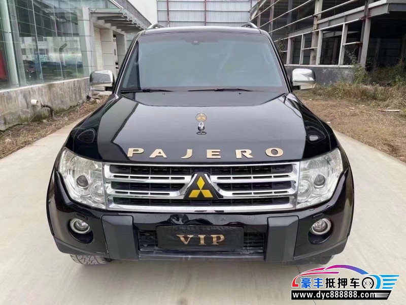 12年三菱帕杰罗SUV抵押车出售