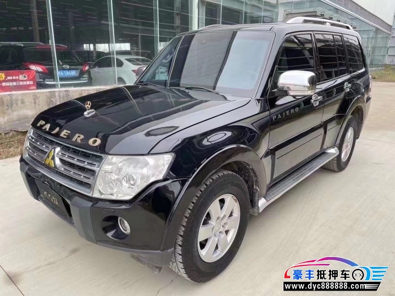 12年三菱帕杰罗SUV抵押车出售