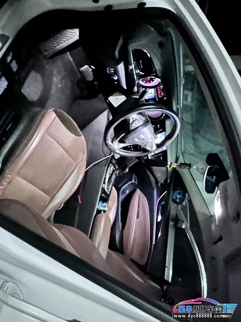 19年别克君威轿车抵押车出售