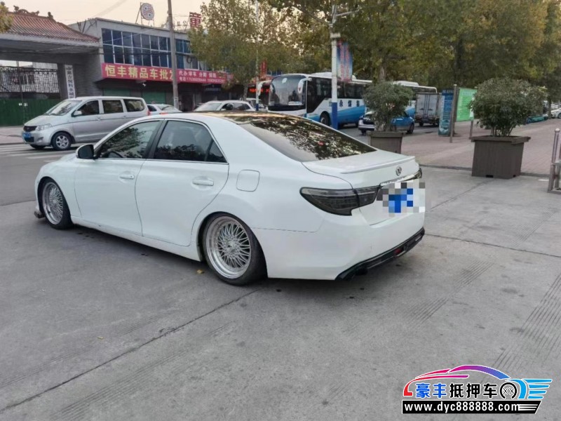 15年丰田锐志轿车抵押车出售