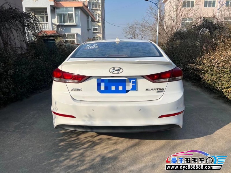 16年现代领动轿车抵押车出售