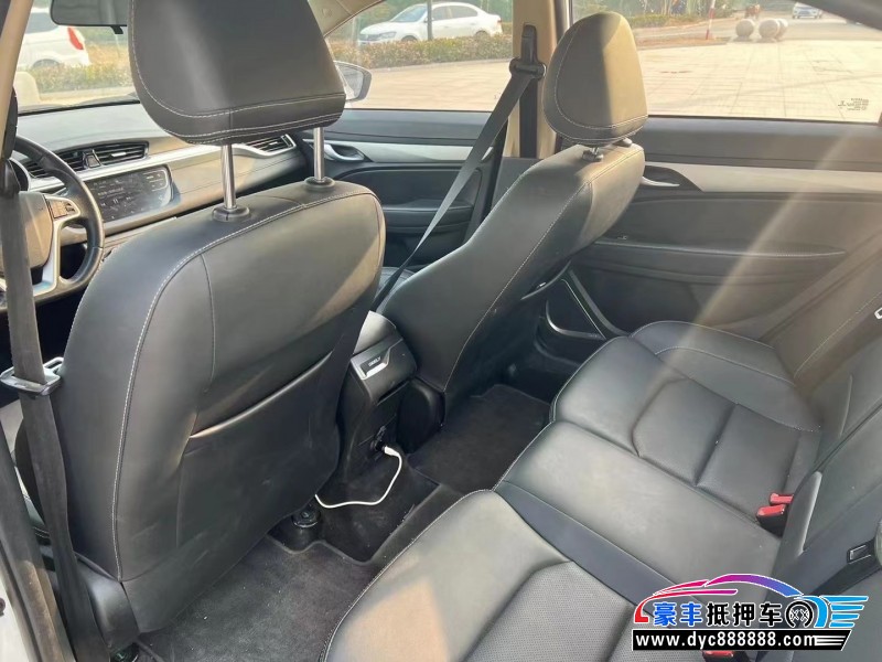 18年吉利帝豪轿车抵押车出售