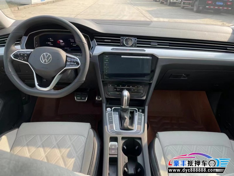 23年大众迈腾轿车抵押车出售