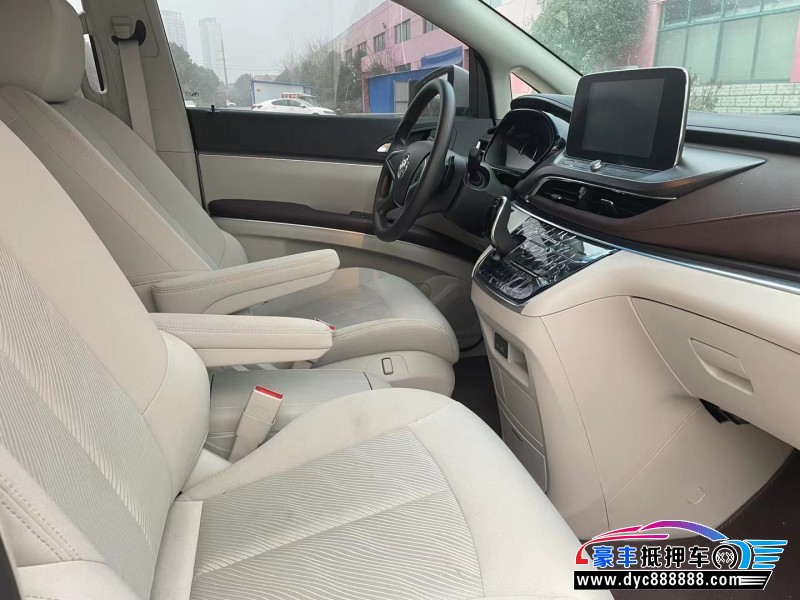 22年别克GL8SUV抵押车出售