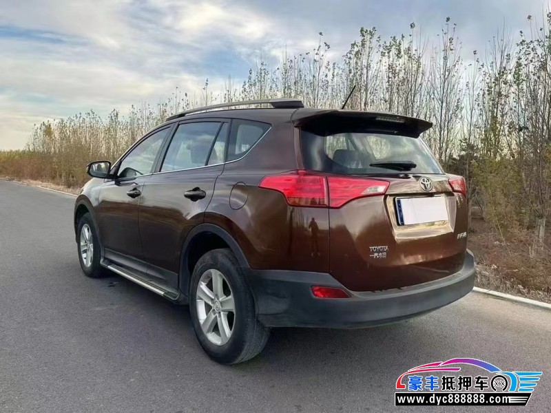 14年丰田RAV4荣放轿车抵押车出售
