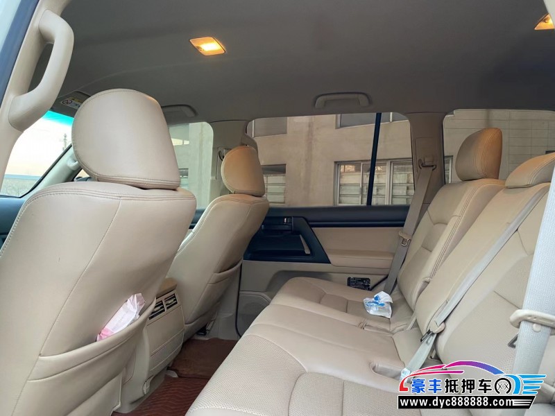 15年丰田兰德酷路泽轿车抵押车出售