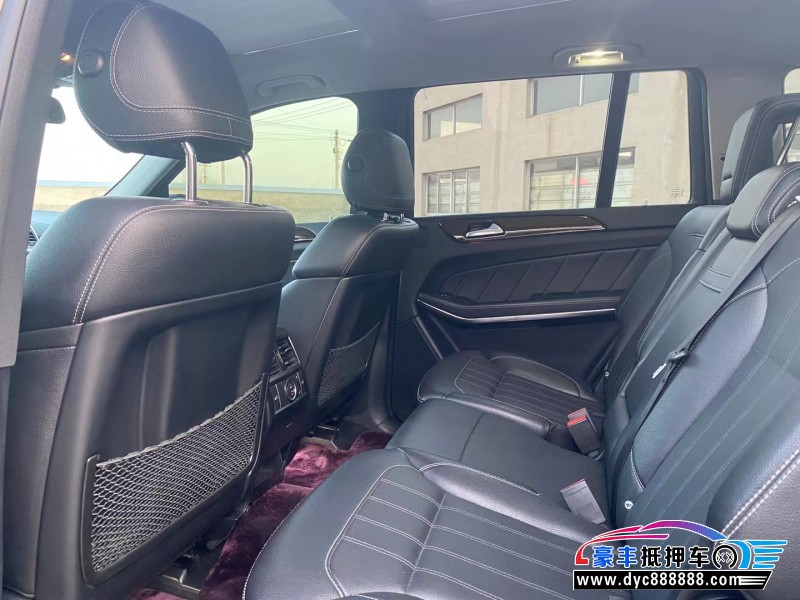 15年奔驰GL轿车抵押车出售