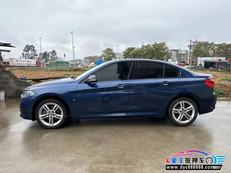 22年宝马1系轿车抵押车出售