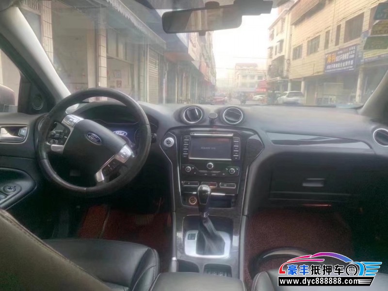 13年福特蒙迪欧轿车抵押车出售