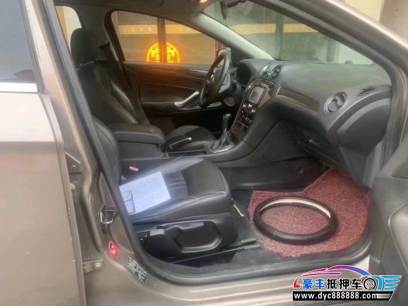 13年福特蒙迪欧轿车抵押车出售