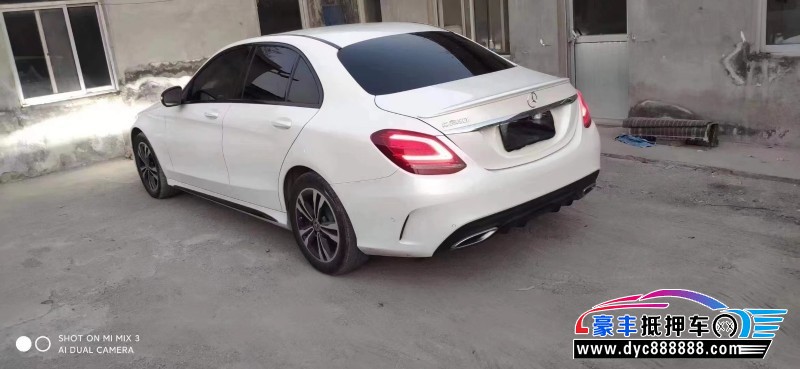 20年奔驰C轿车抵押车出售