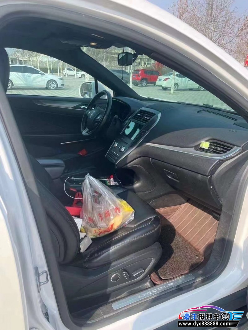 16年林肯MKCSUV抵押车出售