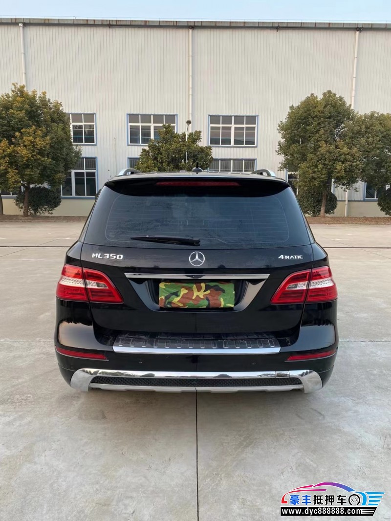 13年奔驰ML轿车抵押车出售