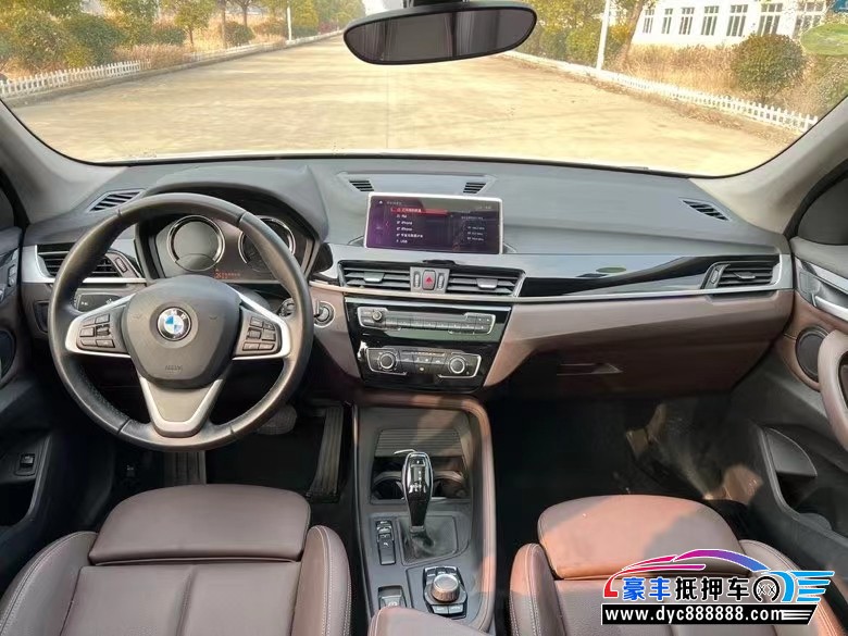 20年宝马X1轿车抵押车出售