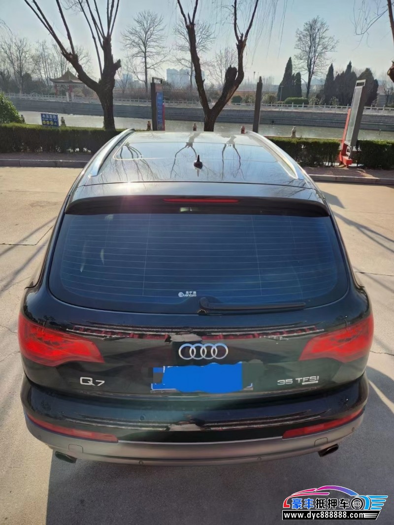 14年奥迪Q7轿车抵押车出售