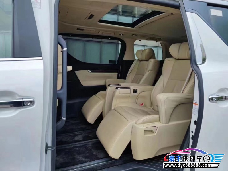 19年丰田埃尔法轿车抵押车出售