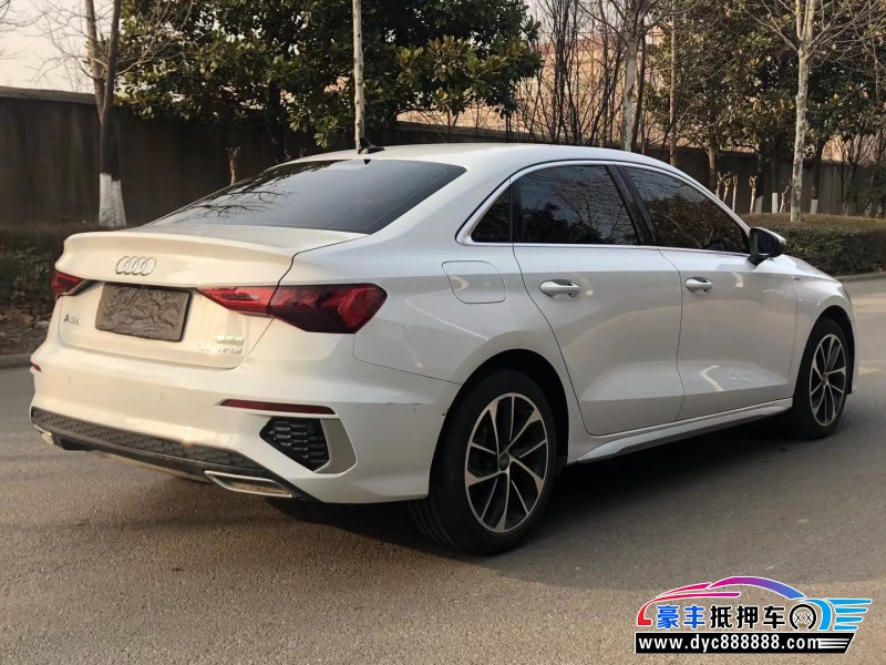 21年奥迪A3轿车抵押车出售