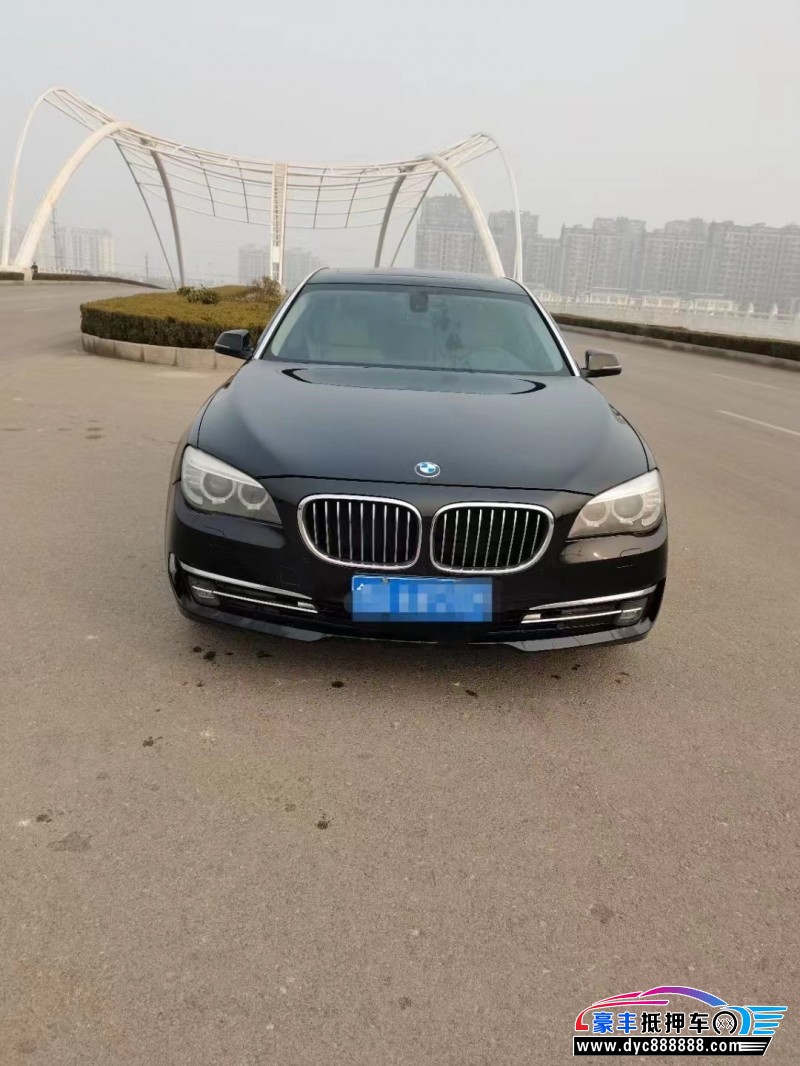 13年宝马7系轿车抵押车出售