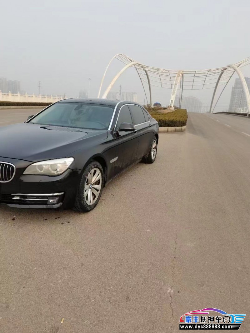 13年宝马7系轿车抵押车出售