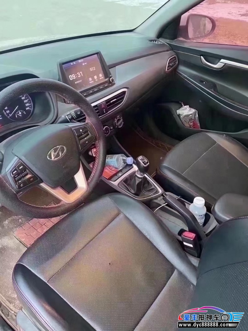 18年现代悦动轿车抵押车出售