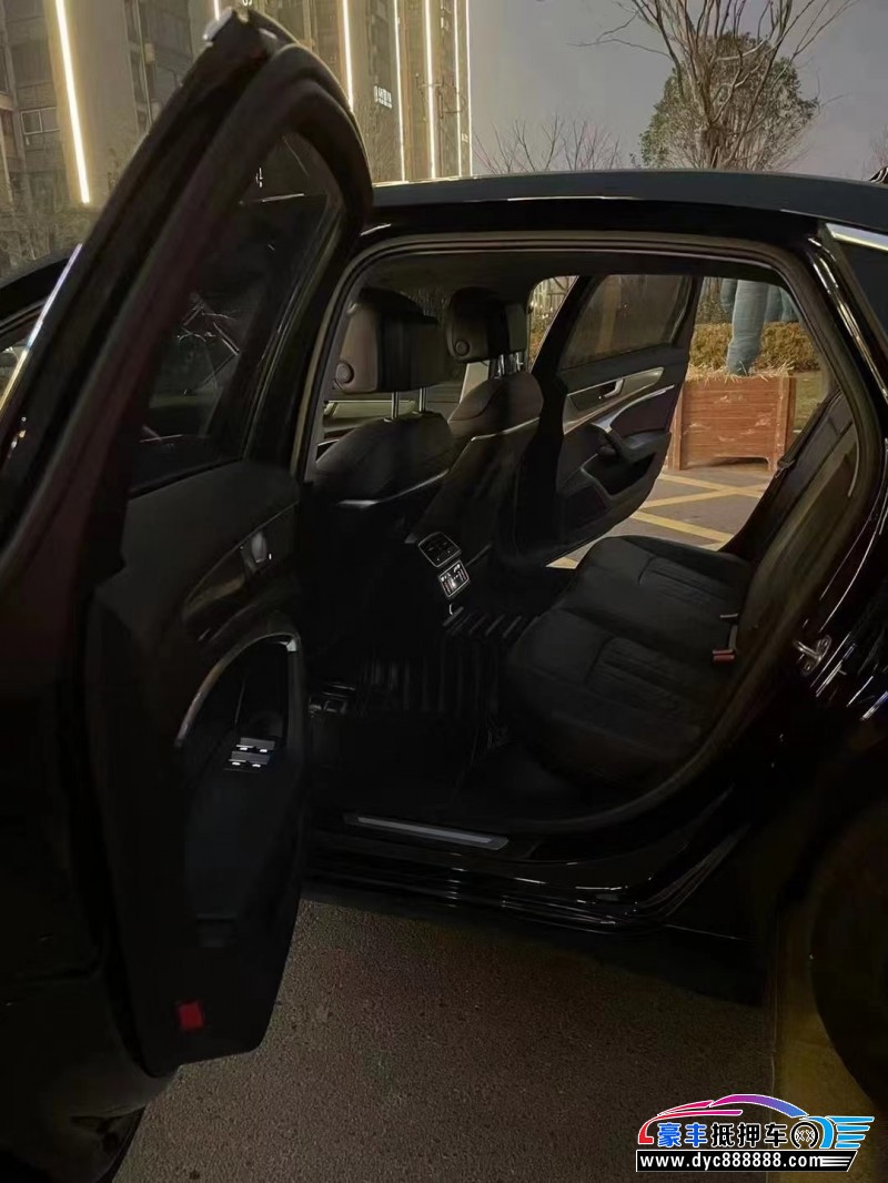 19年奥迪A6轿车抵押车出售