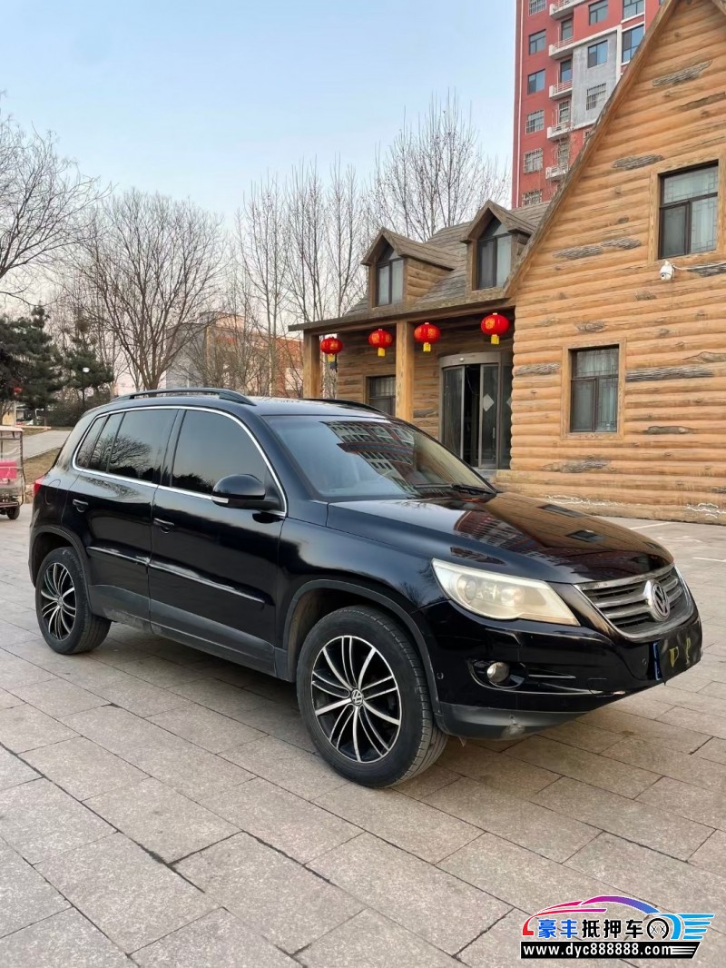 10年大众途威轿车抵押车出售