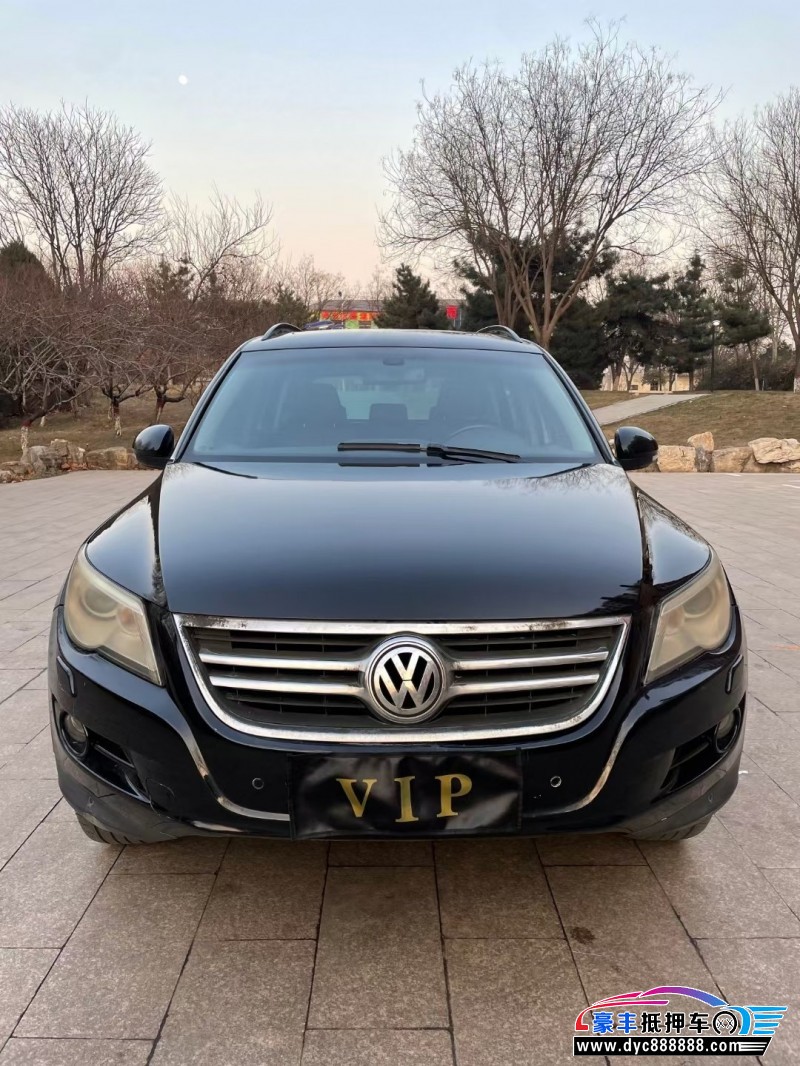 10年大众途威轿车抵押车出售