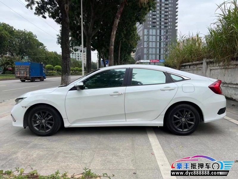 21年本田思域轿车抵押车出售
