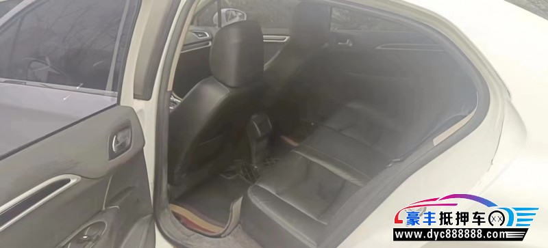 15年雪铁龙C4L轿车抵押车出售