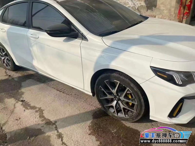 22年传祺影豹轿车抵押车出售