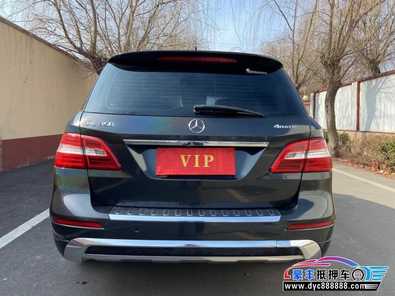 12年奔驰MLSUV抵押车出售