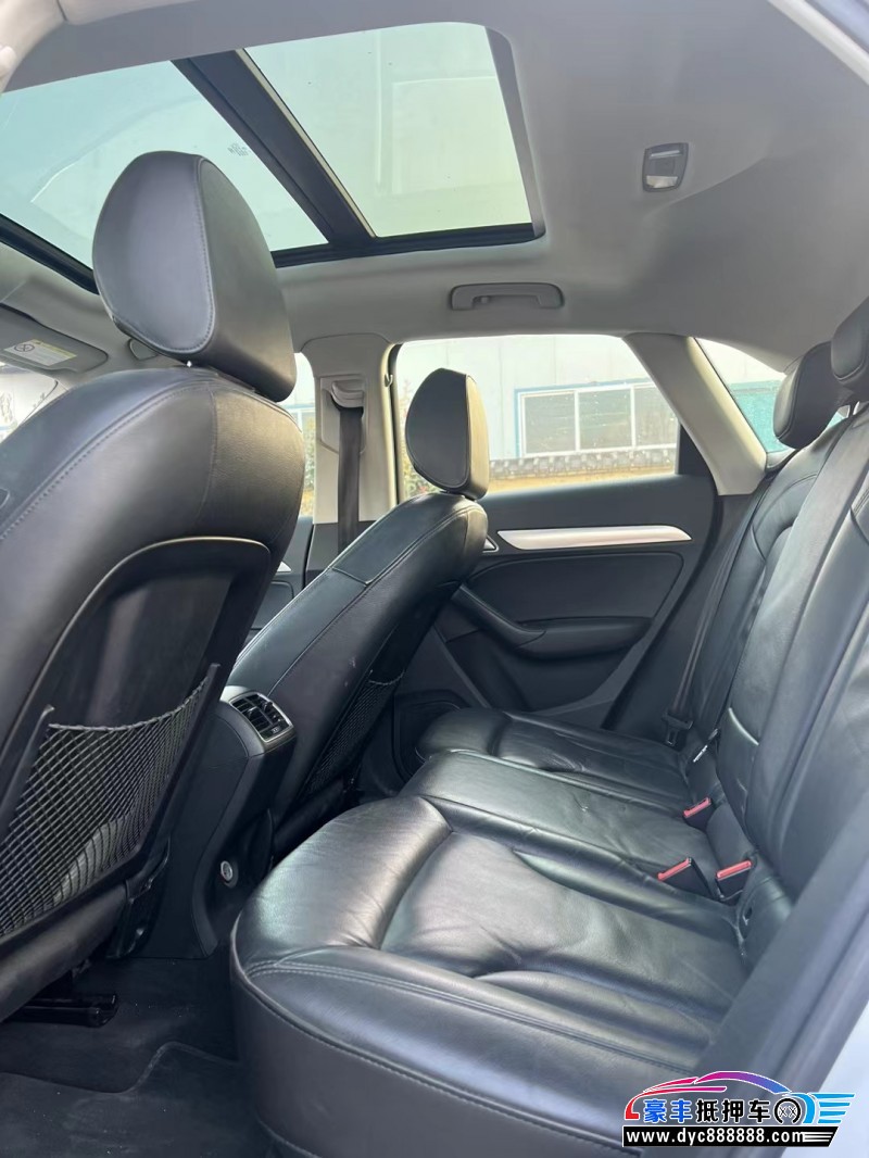 17年奥迪Q3轿车抵押车出售