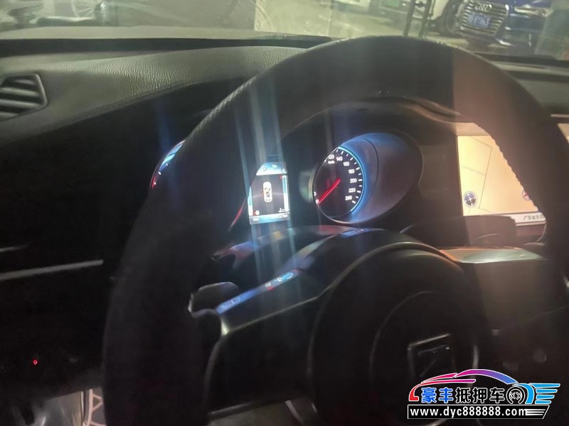 17年众泰T600SUV抵押车出售