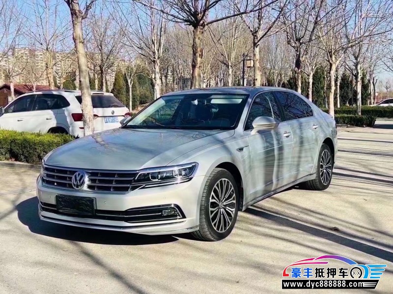 17年大众辉昂轿车抵押车出售