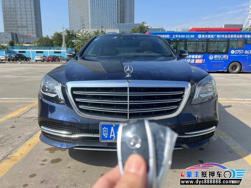 20年奔驰S级轿车抵押车出售
