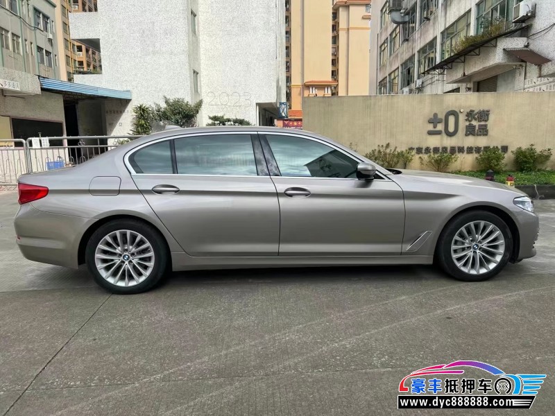 20年宝马5系轿车抵押车出售