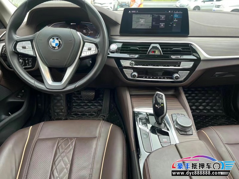 20年宝马5系轿车抵押车出售