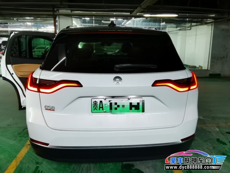 22年蔚来ES8SUV抵押车出售