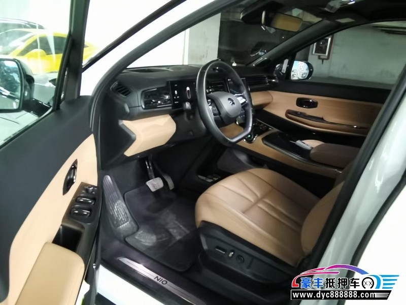 22年蔚来ES8SUV抵押车出售